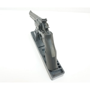 Пневматический револьвер Umarex Smith & Wesson 586 6"